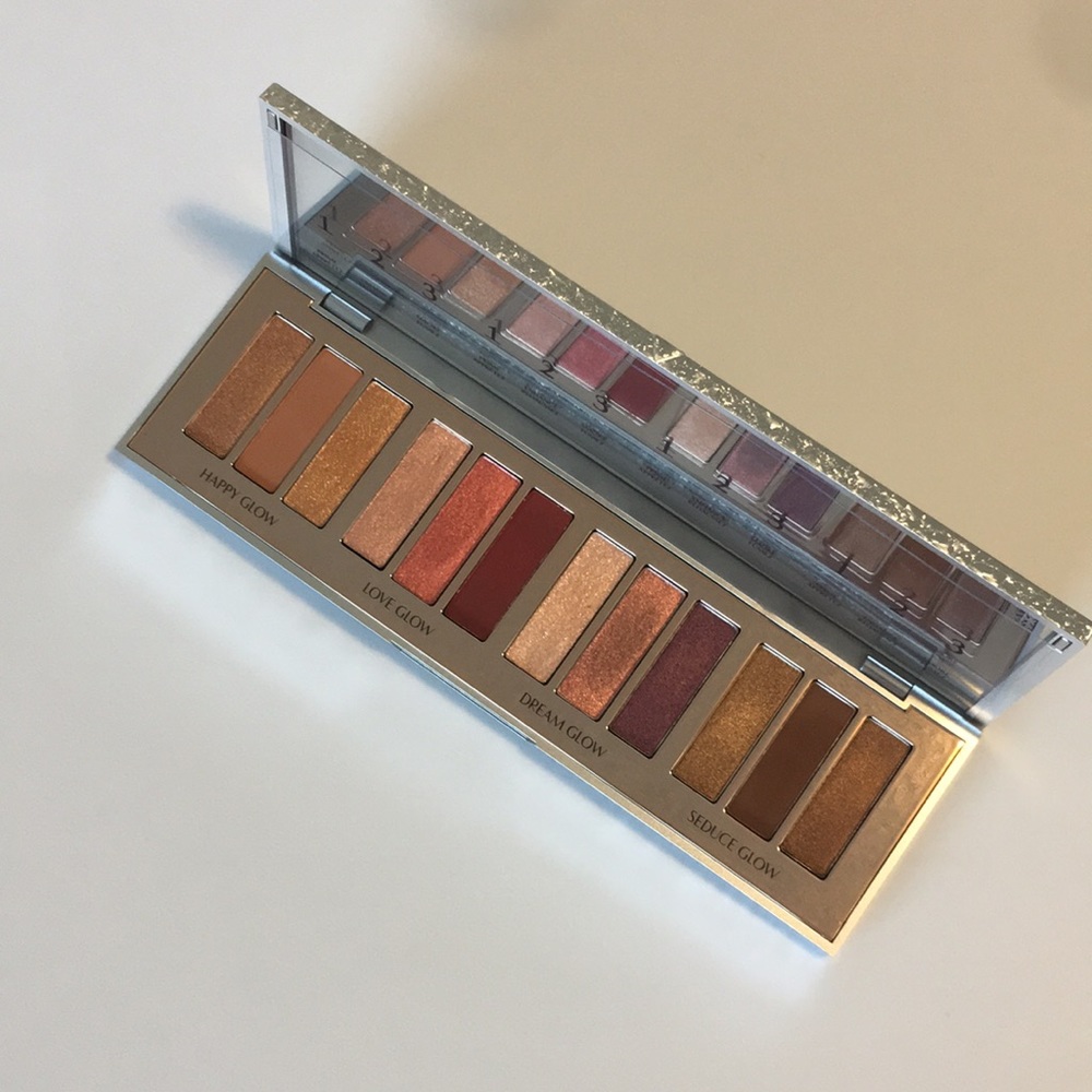 Charlotte Tilbury Bejewelled eyes to Hypnotise eyeshadow palette.